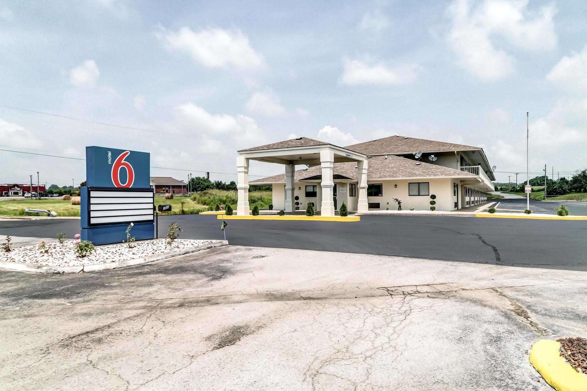 Motel 6-Berea, Ky ภายนอก รูปภาพ